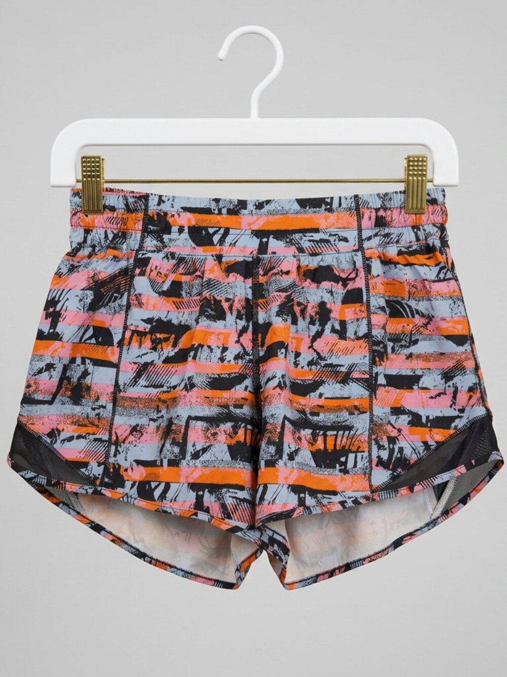 Lululemon Printed Track That Short Size 6 Tall